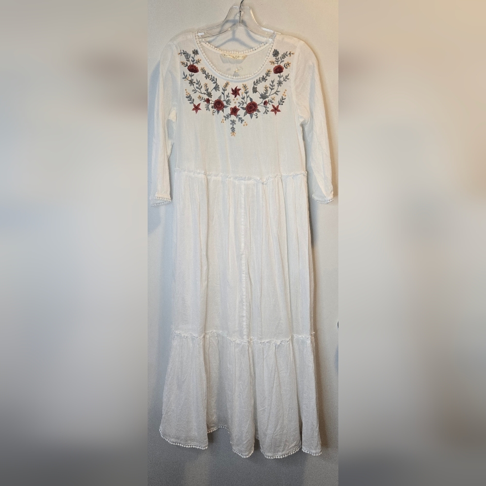 Floral Embroidered White Maxi Dress